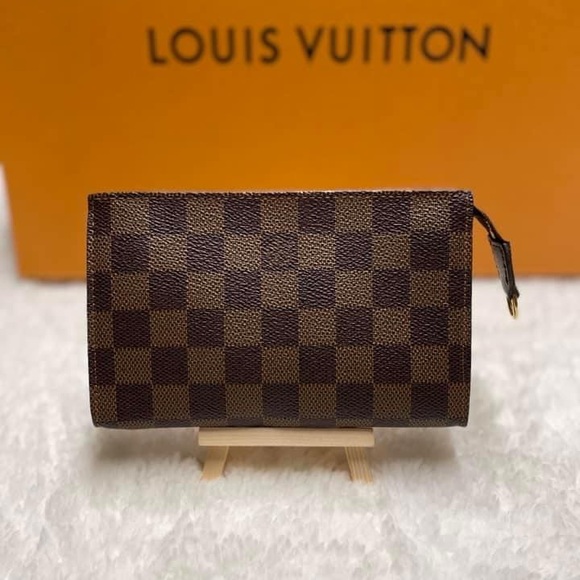 Small leather good LV and gucci - Picture 12 of 14